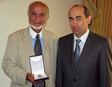 Kevork Toroyan, President Robert Kocharian