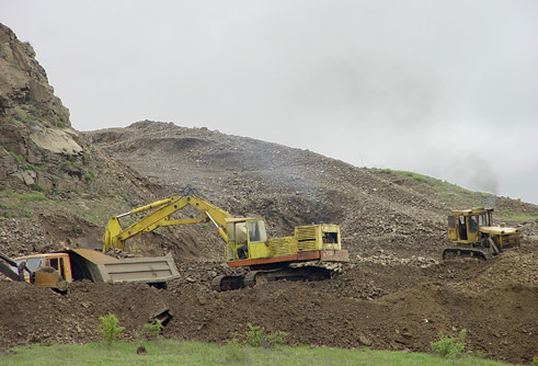 Production of crashed-stone for the road